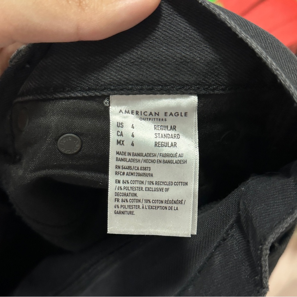 Low Rise Jeans - Picture 6 of 6